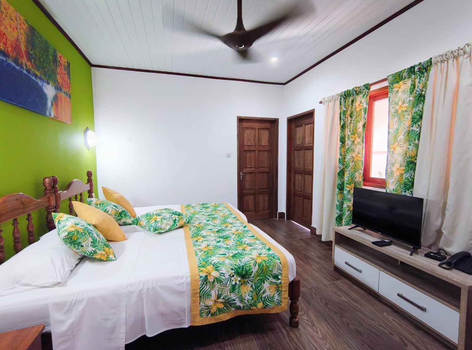 The Islander Hotel Grand Anse (Praslin) Exterior foto
