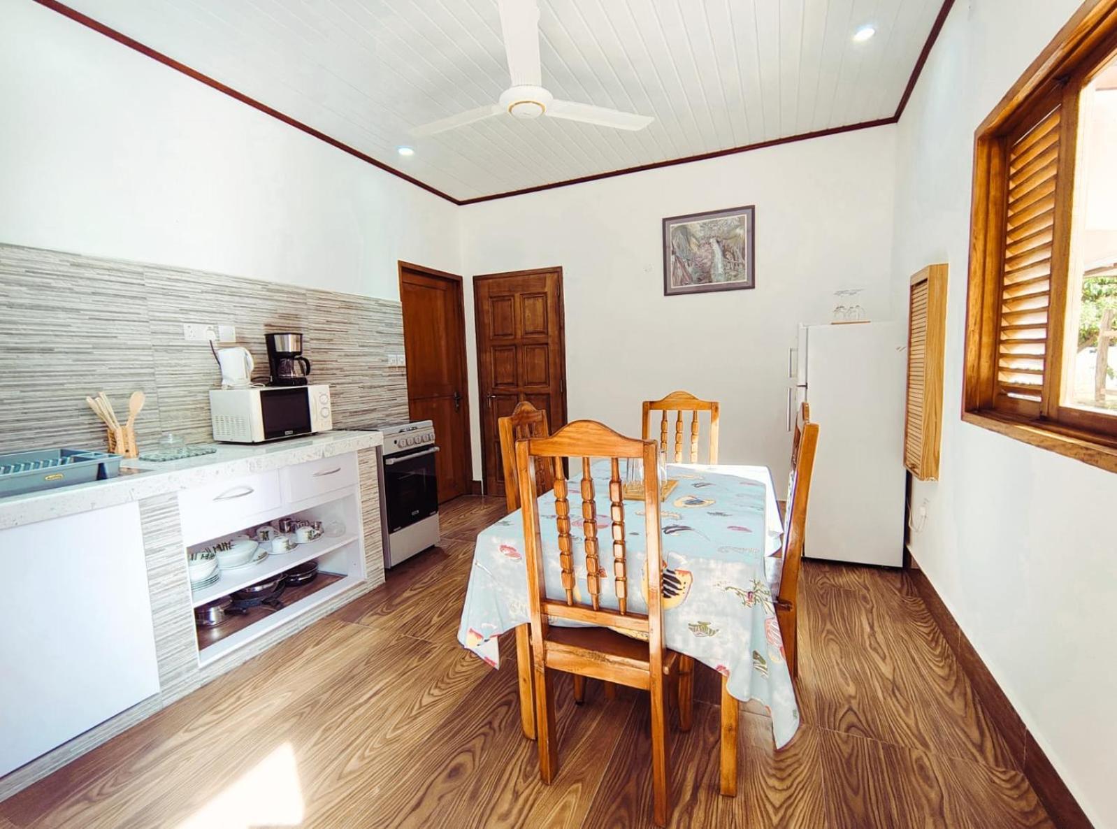 The Islander Hotel Grand Anse (Praslin) Exterior foto