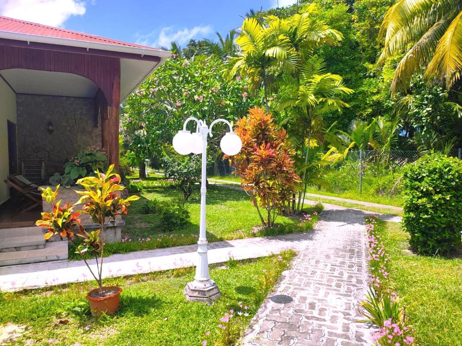The Islander Hotel Grand Anse (Praslin) Exterior foto