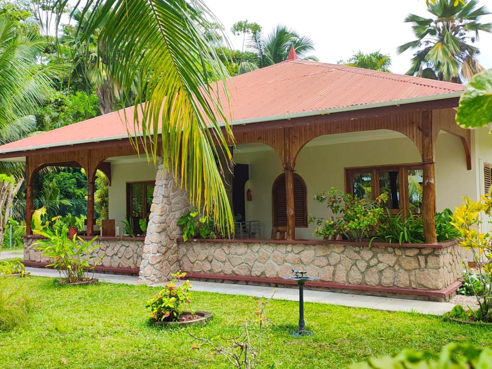 The Islander Hotel Grand Anse (Praslin) Exterior foto